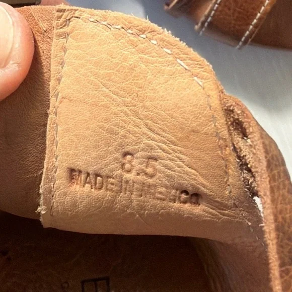 Bed Stu Cara Womens 8.5 Tan Leather Strappy Gladiator Sandals Flat Back Zip boho - Picture 7 of 7